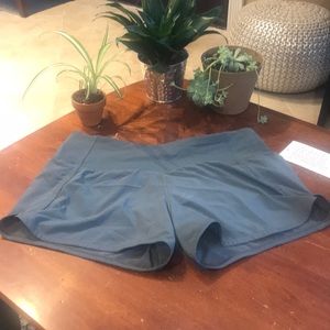 Lululemon Run Times Short II Size 6